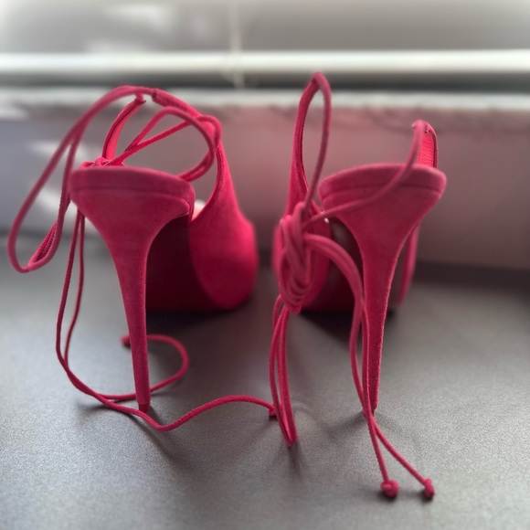 Brand new Christian Louboutin Lace up NVP 120 Veau Velours in pink suede - Picture 4 of 8